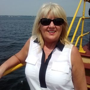 Meet your Posher, Dawn